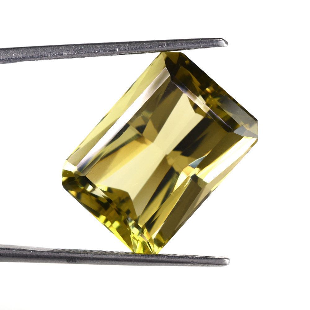 OLIVE QUARTZ FANCY CUT OCTAGON 18X13MM 15.45 Cts.