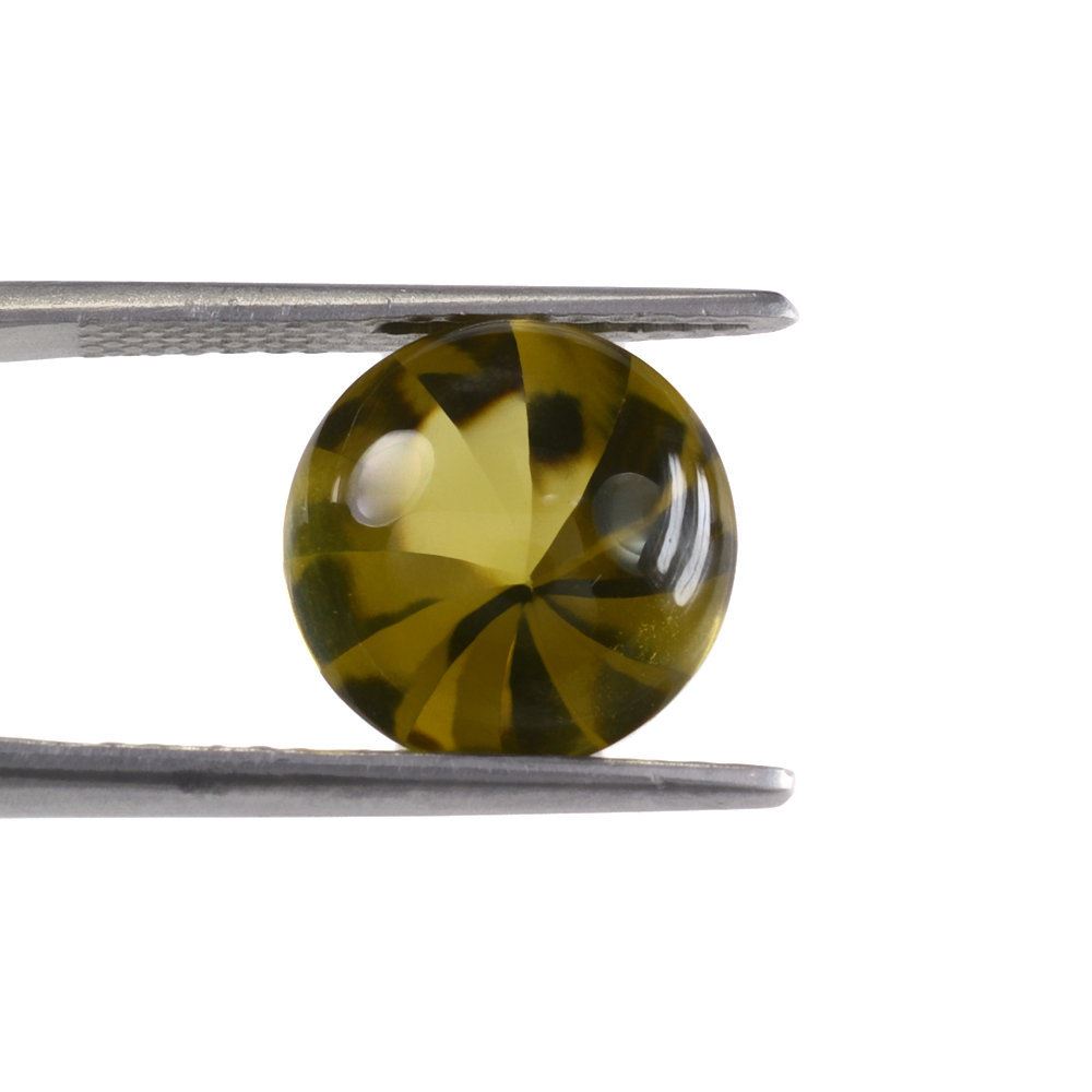 OLIVE QUARTZ BUFFTOP ROUND WITH TWISTED CONCAVE (DES#31) 12MM 6.40 Cts.
