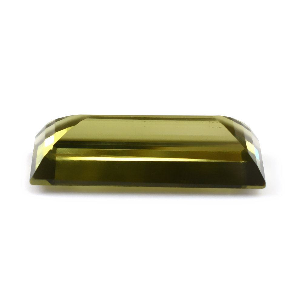 OLIVE QUARTZ CUT BAGUETTE 32X14MM 31.51 Cts.