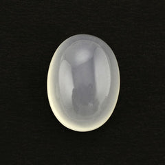 OFF WHITE CALCITE OVAL CAB 20X15MM 21.15 Cts.
