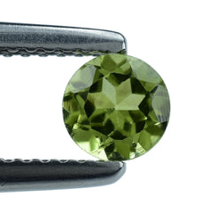 PERIDOT CUT (GREEN/CLEAN) ROUND 5.00X5.00 MM 0.52 Cts.