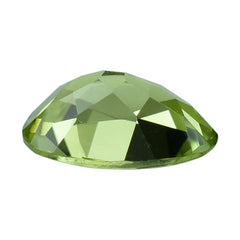 PERIDOT CUT (GREEN/CLEAN) OVAL 7.00X5.00 MM 0.76 Cts.