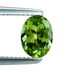 PERIDOT CUT OVAL (GREEN COLOR\SI) 8.00X6.00 MM 1.15 Cts.