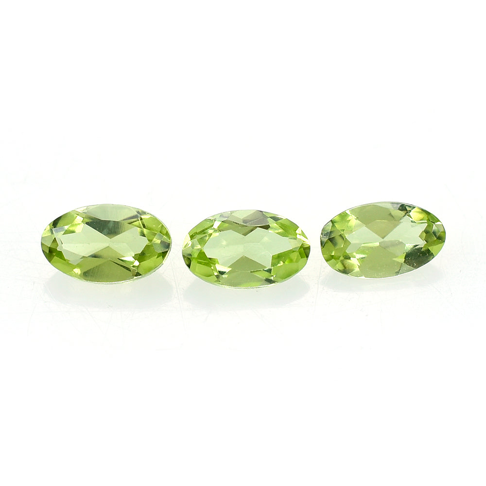 PERIDOT CUT (GREEN/CLEAN) OVAL 5.00X3.00 MM 0.23 Cts.