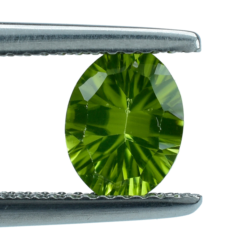 PERIDOT CONCAVE CUT (GREEN/CLEAN) OVAL 8.00X6.00 MM 1.30 Cts.