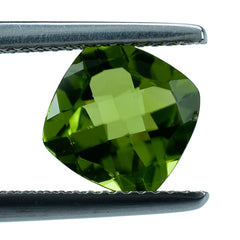 PERIDOT CHECKER CUT (GREEN/CLEAN) CUSHION 8.00X8.00 MM 2.71 Cts.