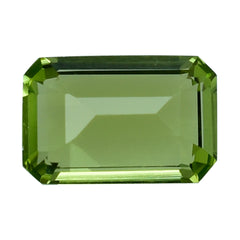 PERIDOT STEP CUT OCTOGON (GREEN COLOR\CLEAN) 6.00X4.00 MM 0.55 Cts.