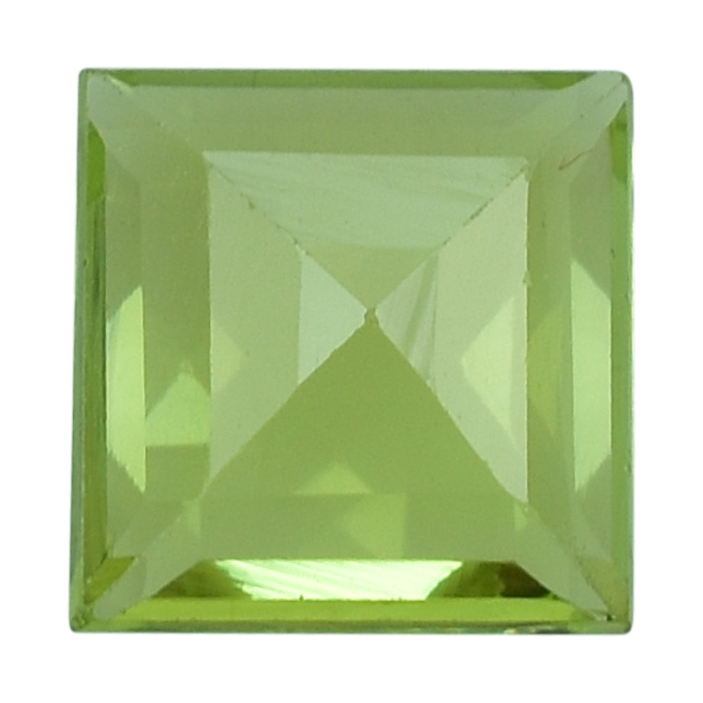 PERIDOT CUT SQUARE (TOP) 7MM 1.64 Cts.