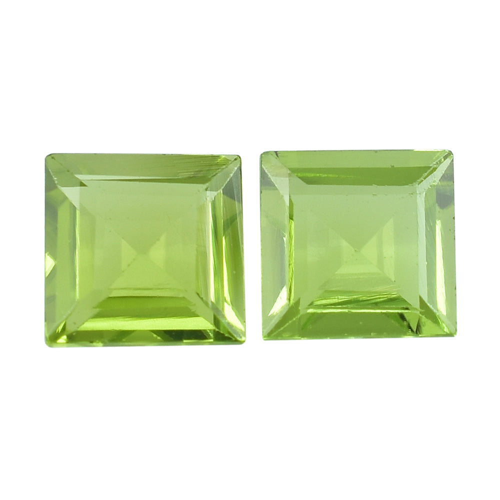 PERIDOT CUT SQUARE (TOP) 7MM 1.64 Cts.