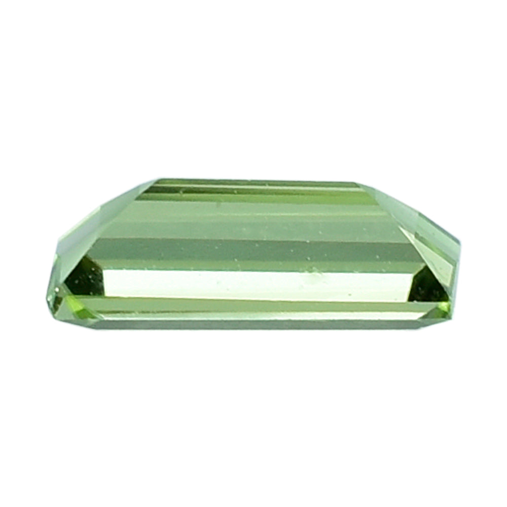 PERIDOT STEP CUT BAGUETTE (GREEN COLOR\CLEAN) 6.00X3.00 MM 0.35 Cts.