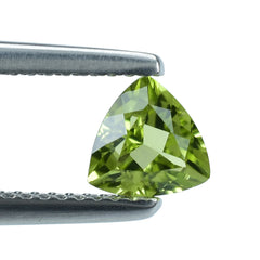 PERIDOT CUT (GREEN/CLEAN) TRILLIAN 6.00X6.00 MM 0.76 Cts.