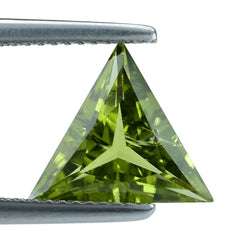 PERIDOT CUT (GREEN/CLEAN) TRIANGLE 10.50X10.50 MM 2.85 Cts.