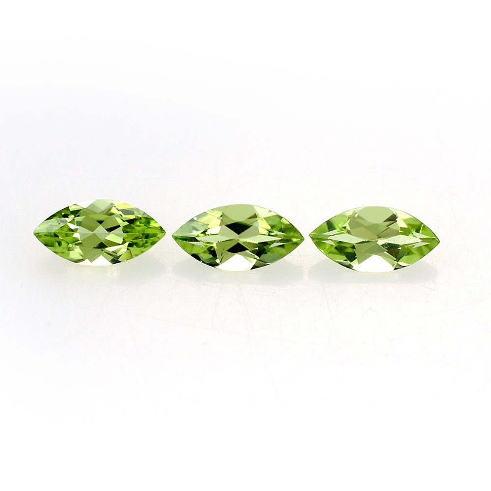 PERIDOT CUT (GREEN/CLEAN) MARQUISE 5.00X3.00 MM 0.17 Cts.