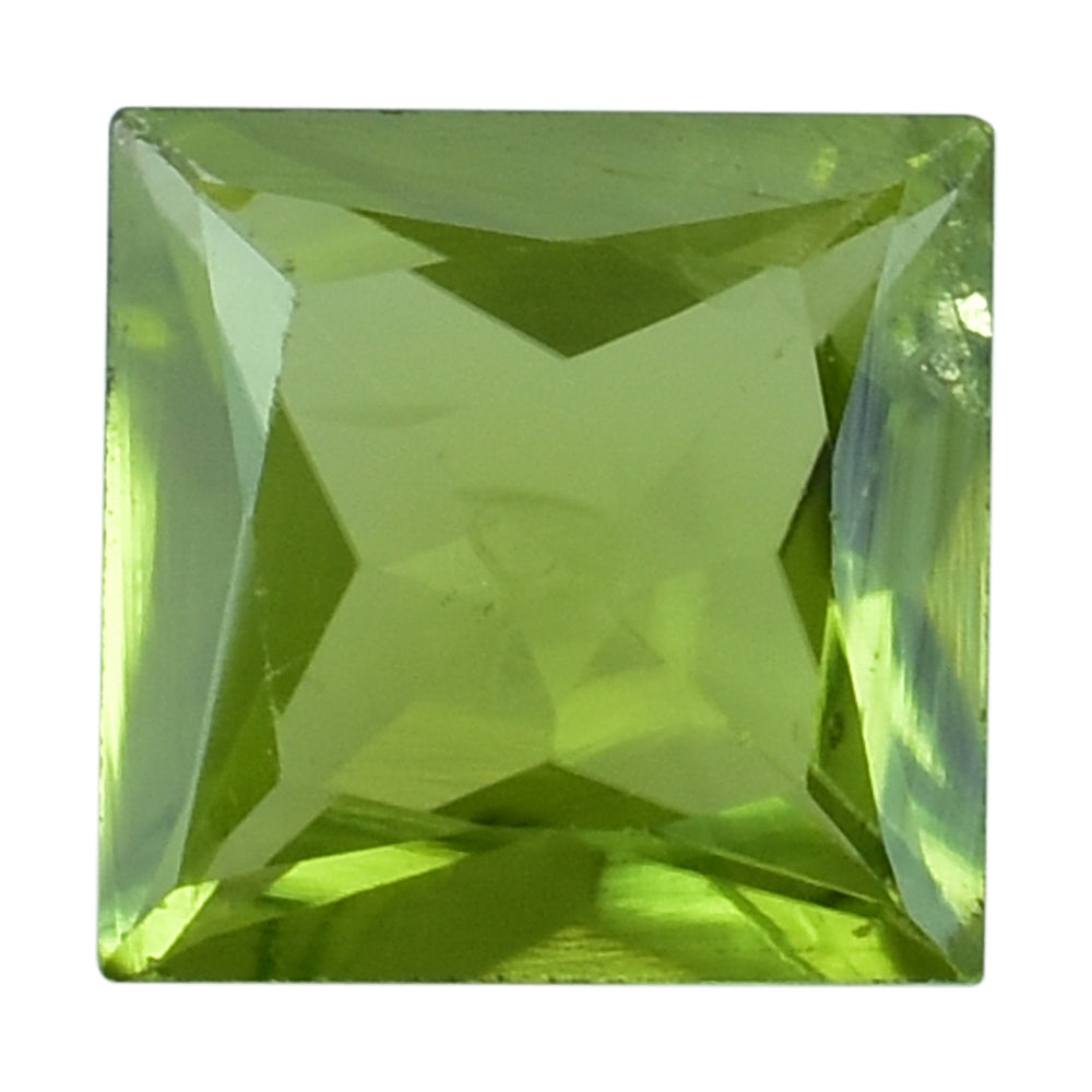 PERIDOT PRINCESS CUT SQUARE (CLEAN) 7.00MM 1.68 Cts.