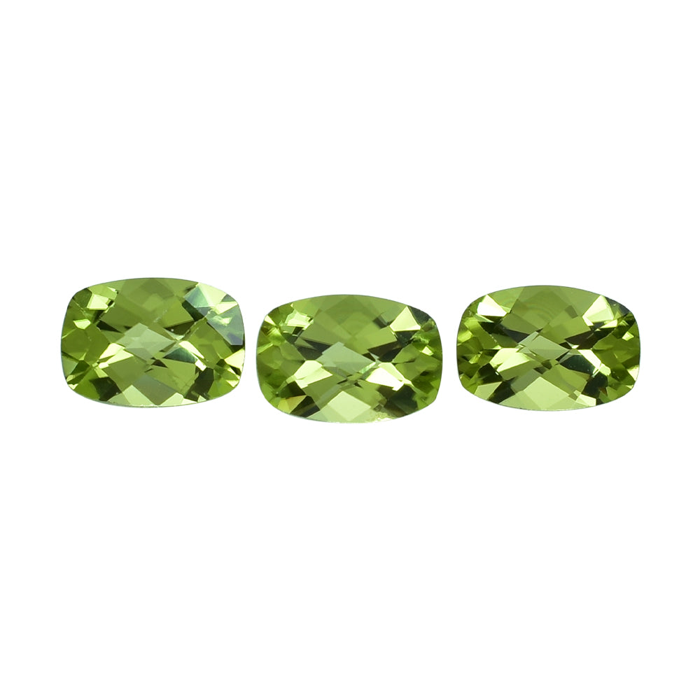 PERIDOT CHECKER CUT CUSHION (SI) 6.50X4.50MM 0.58 Cts.