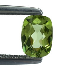 PERIDOT CUT CUSHION (SI) 7X5MM 0.78 Cts.