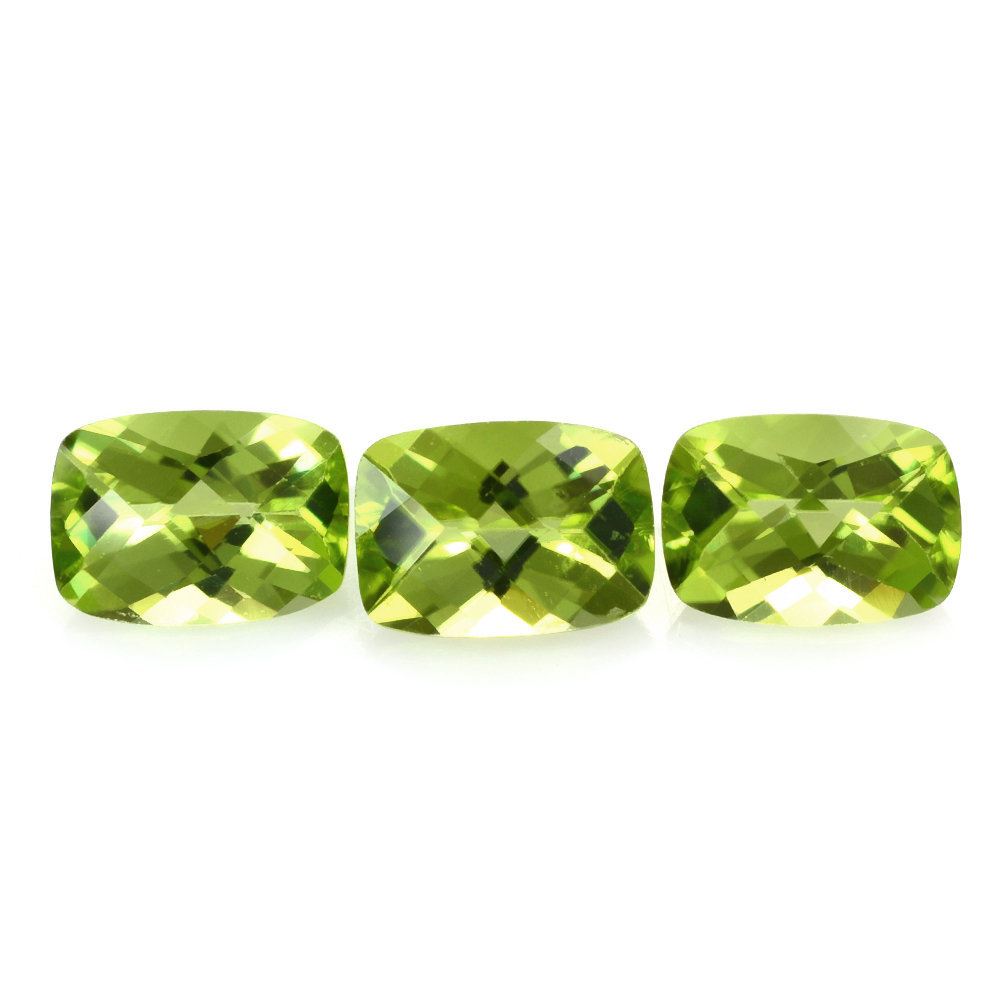 PERIDOT CHECKER CUT CUSHION (1ST) 7X5MM 0.98 Cts.