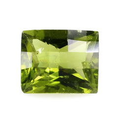 PERIDOT CHESS CUT BAGUETTE (HI) 11X9MM 5.25 Cts.