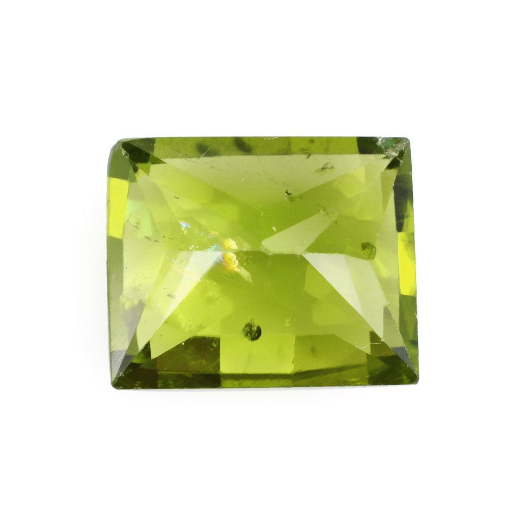 PERIDOT CHESS CUT BAGUETTE (HI) 11X9MM 5.25 Cts.
