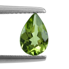 PERIDOT CUT PEAR (TOP) 8.75X5.75MM 1.08 Cts.