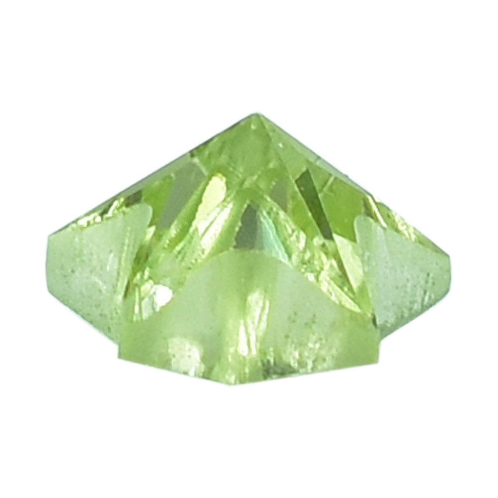 PERIDOT CUT STAR (CLEAN ) 4MM (THICKNESS:-2.60-3.00MM) 0.24 Cts.