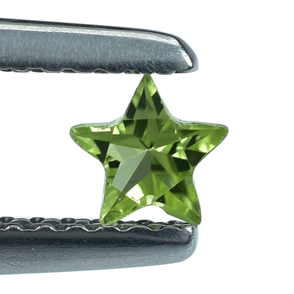 PERIDOT CUT STAR (CLEAN ) 4MM (THICKNESS:-2.60-3.00MM) 0.24 Cts.