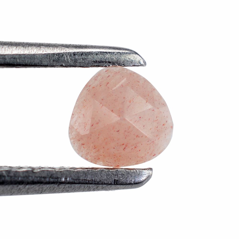 PEACH MOONSTONE ROSE CUT TRILLION CAB 4MM 0.22 Cts.