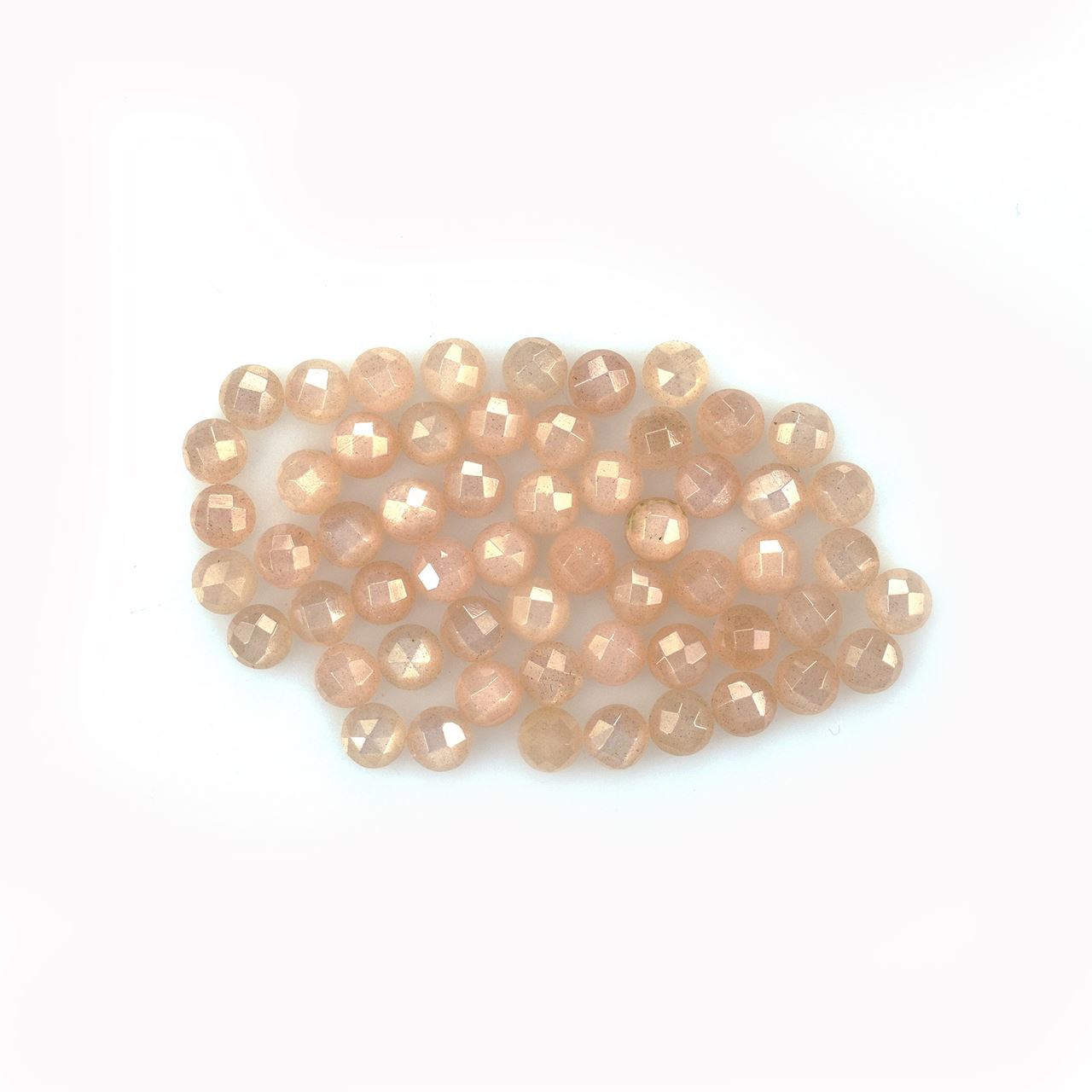 PEACH MOONSTONE CHECKER CUT ROUND CAB (MEDIUM)(CLEAN) 4.00X4.00 MM 0.26 Cts.