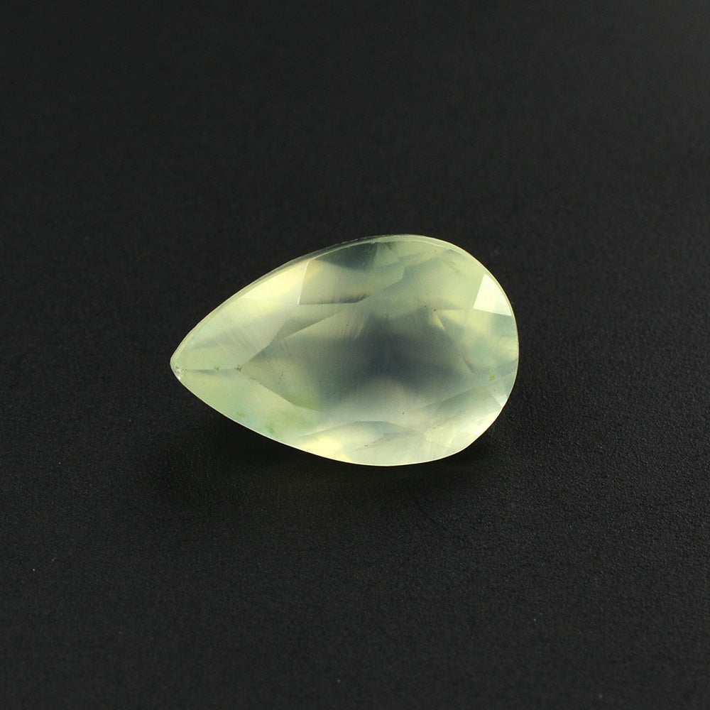 PREHNITE CUT PEAR 12X8MM 3.19 Cts.
