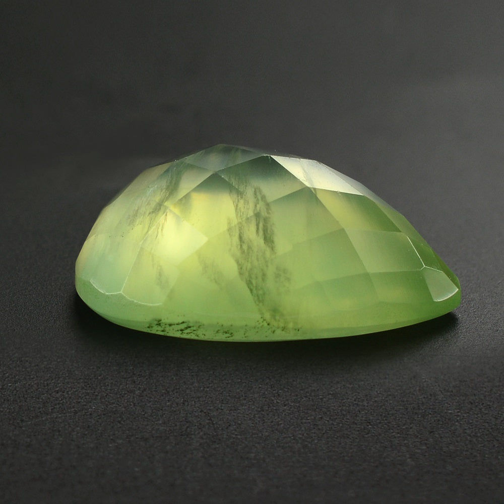 PREHNITE CHECKER PEAR CAB 20X15MM 16.50 Cts.