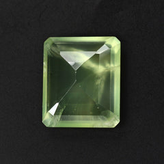 PREHNITE CUT OCTAGON 14X12MM 9.68 Cts.
