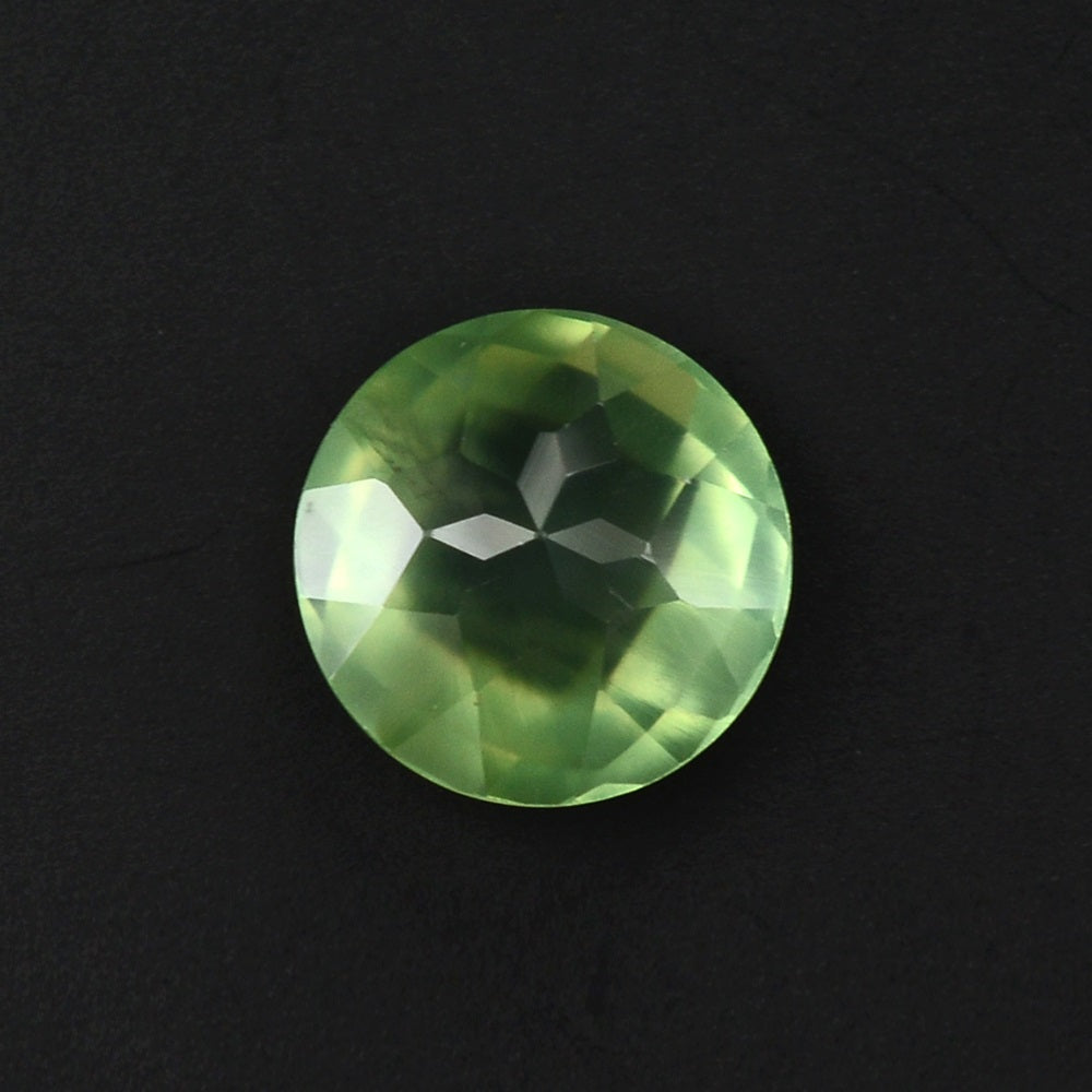 PREHNITE CHECKER CUT ROUND 10MM 3.64 Cts.