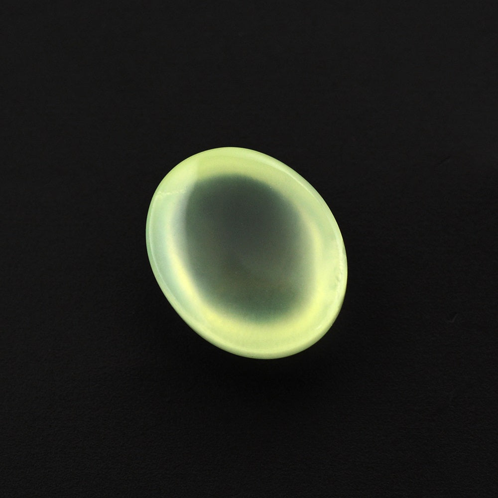 PREHNITE OVAL CAB 11X9MM 4.25 Cts.