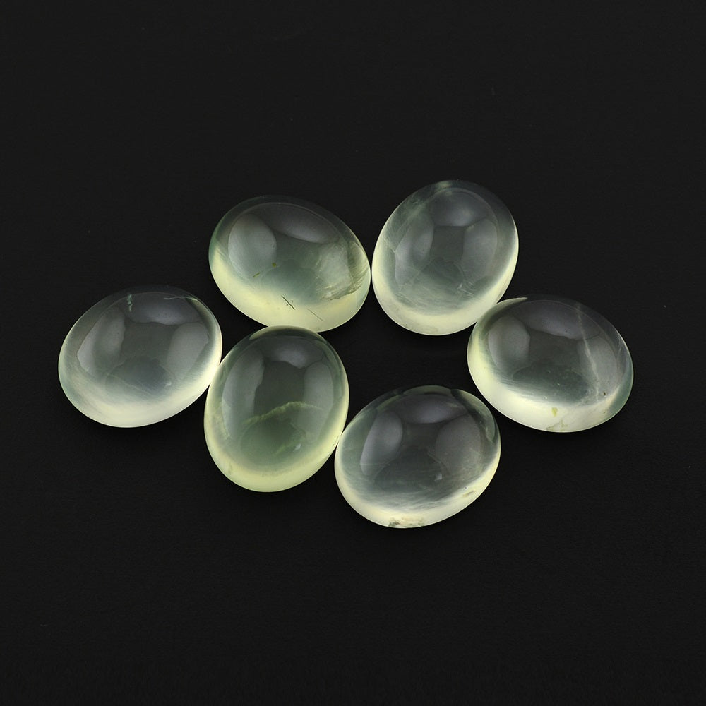 PREHNITE OVAL CAB 11X9MM 4.25 Cts.