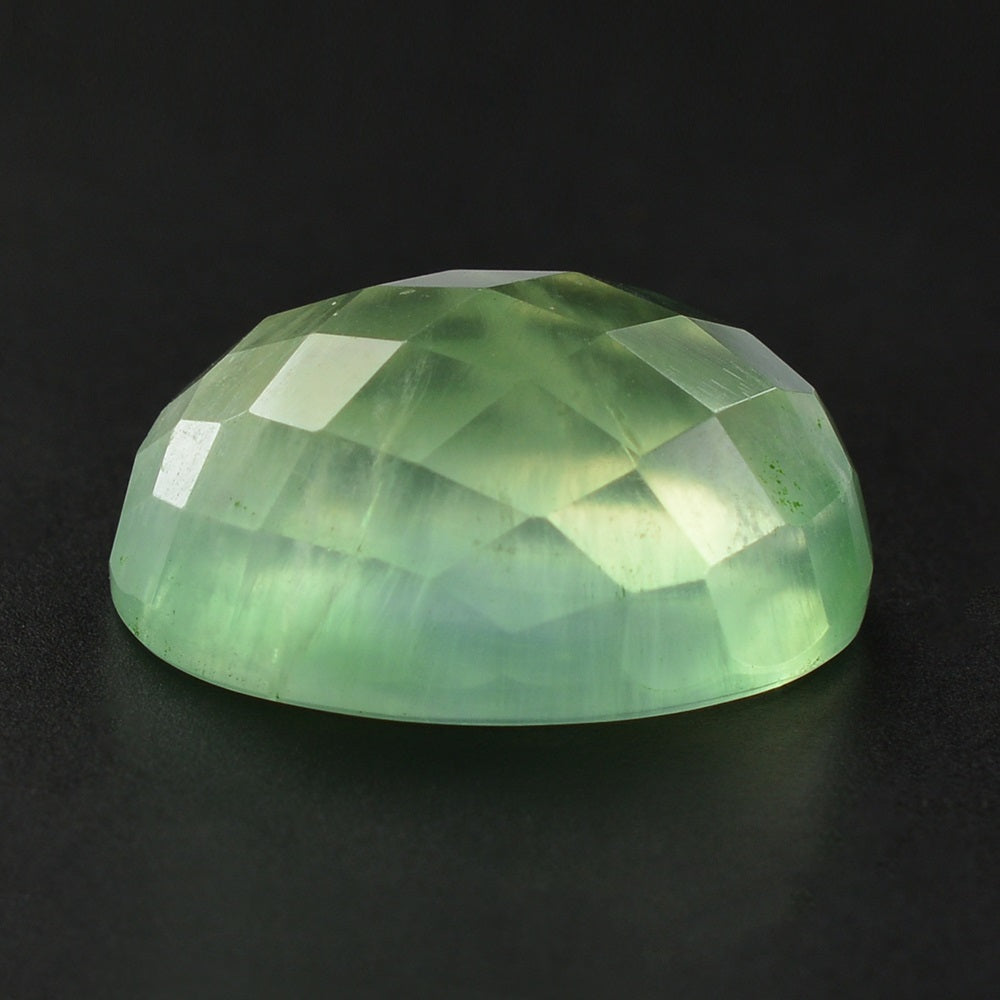 PREHNITE CHECKER OVAL CAB 16X12MM 16.10 Cts.