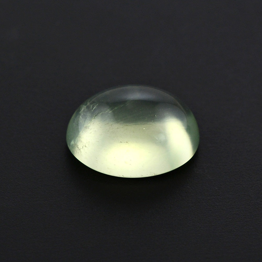 PREHNITE OVAL CAB 10X8MM 2.97 Cts.