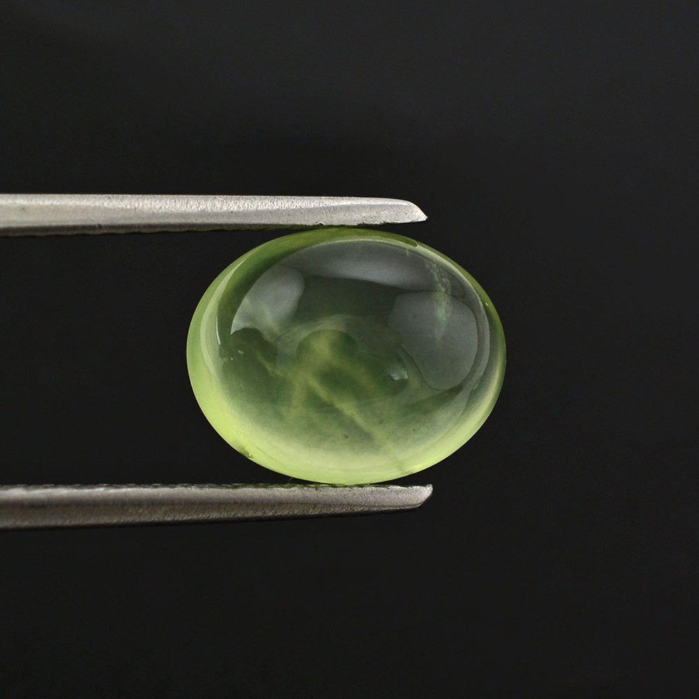 PREHNITE OVAL CAB 10X8MM 2.65 Cts.