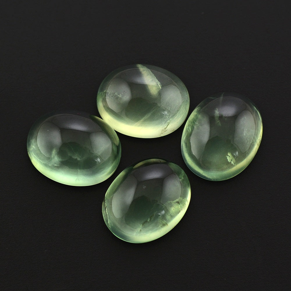 PREHNITE OVAL CAB 10X8MM 2.83 Cts.