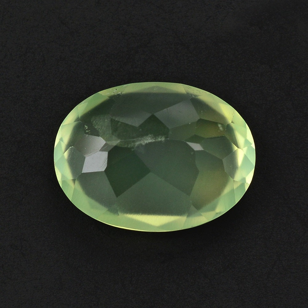 PREHNITE CUT OVAL 16X12MM 10.75 Cts.
