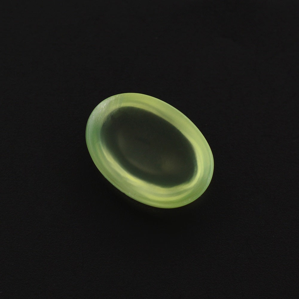 PREHNITE OVAL CAB 10X7MM 2.06 Cts.