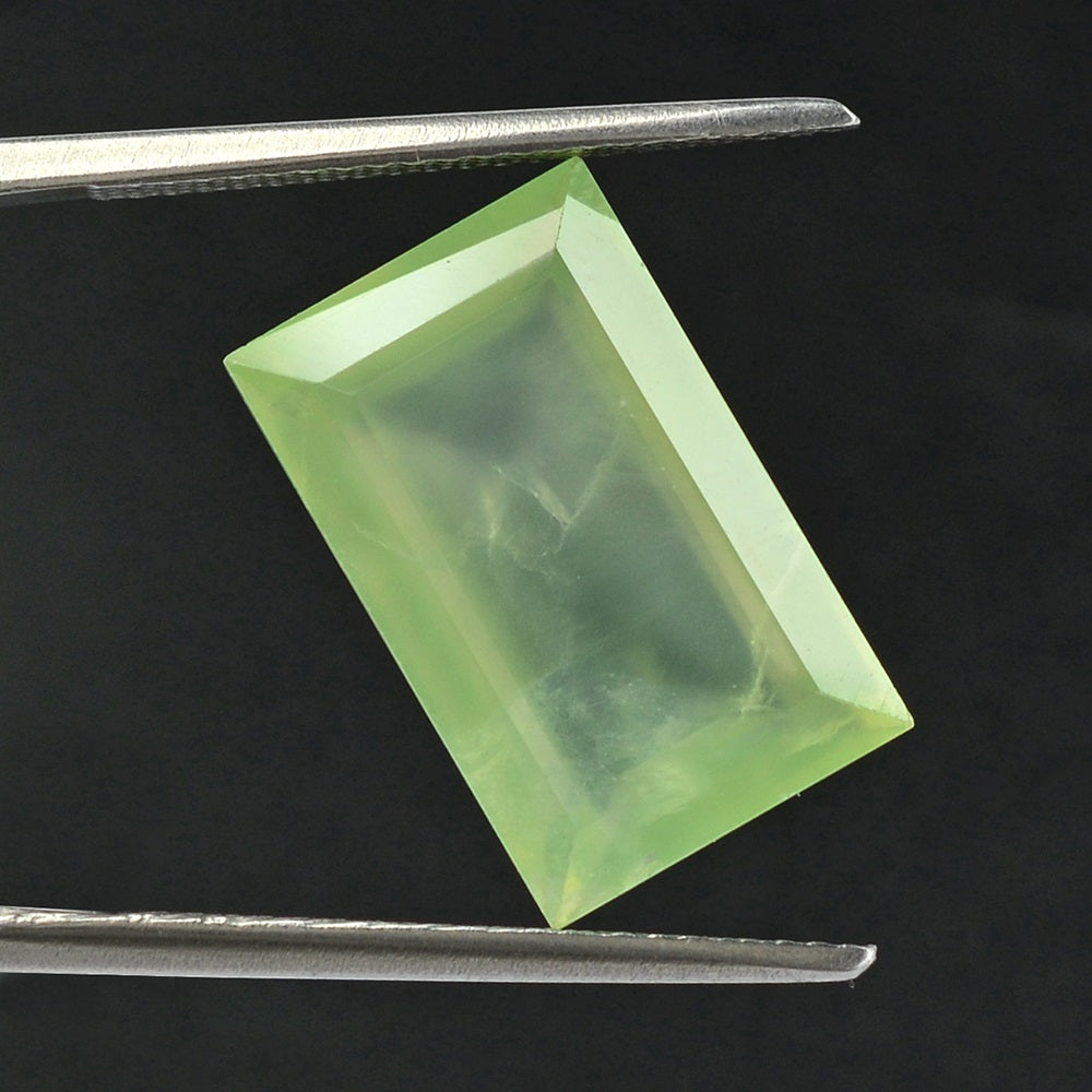 PREHNITE CUT BAGUETTE 16X10MM 9.80 Cts.