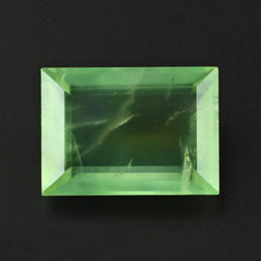 PREHNITE CUT BAGUETTE 18X13MM 15.60 Cts.