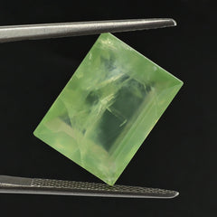 PREHNITE CUT BAGUETTE 16X12MM 12.02 Cts.