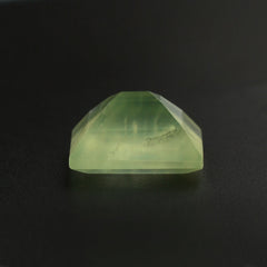 PREHNITE CUT BAGUETTE 10X8MM 3.78 Cts.