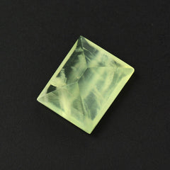 PREHNITE CUT BAGUETTE 10X8MM 3.78 Cts.