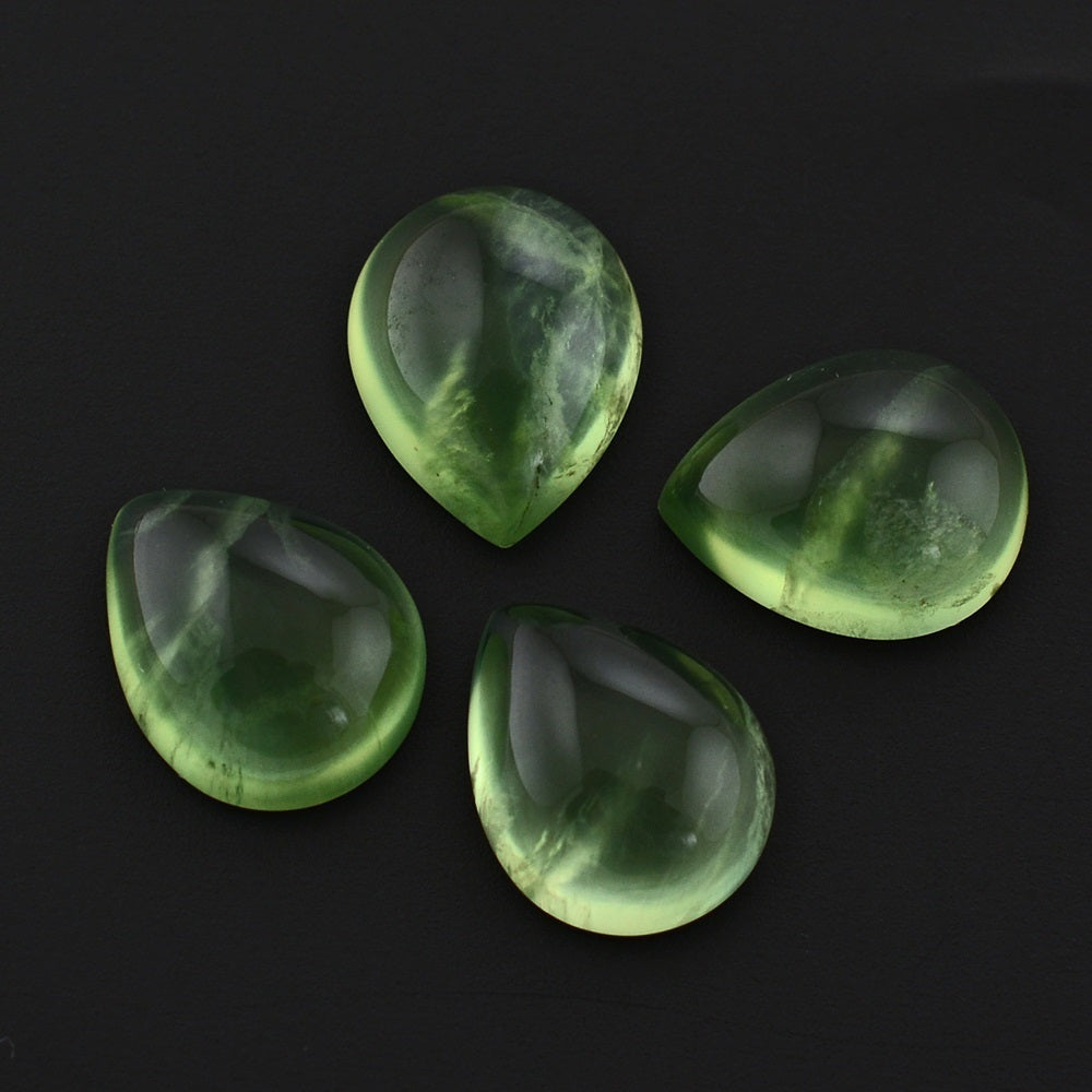 PREHNITE PEAR CAB 10X8MM 2.50 Cts.
