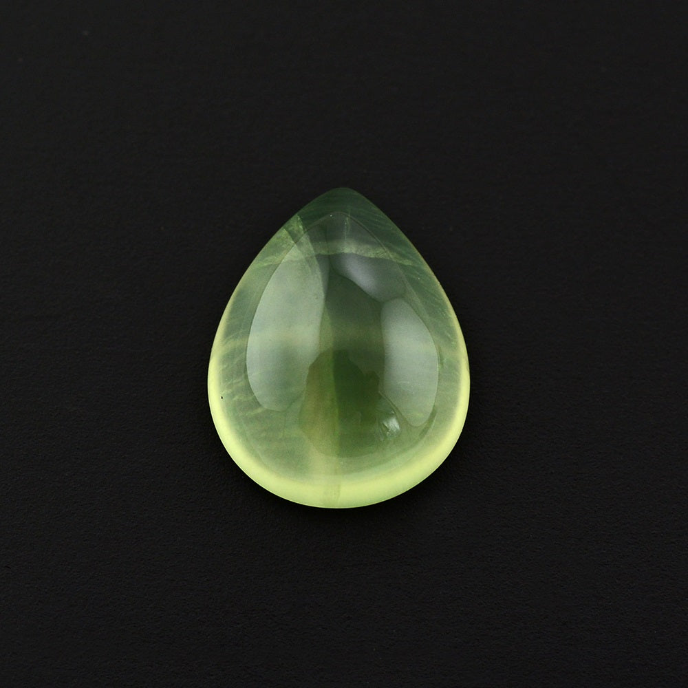 PREHNITE PEAR CAB 10X8MM 2.55 Cts.