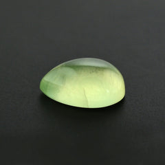 PREHNITE PEAR CAB 10X8MM 2.55 Cts.