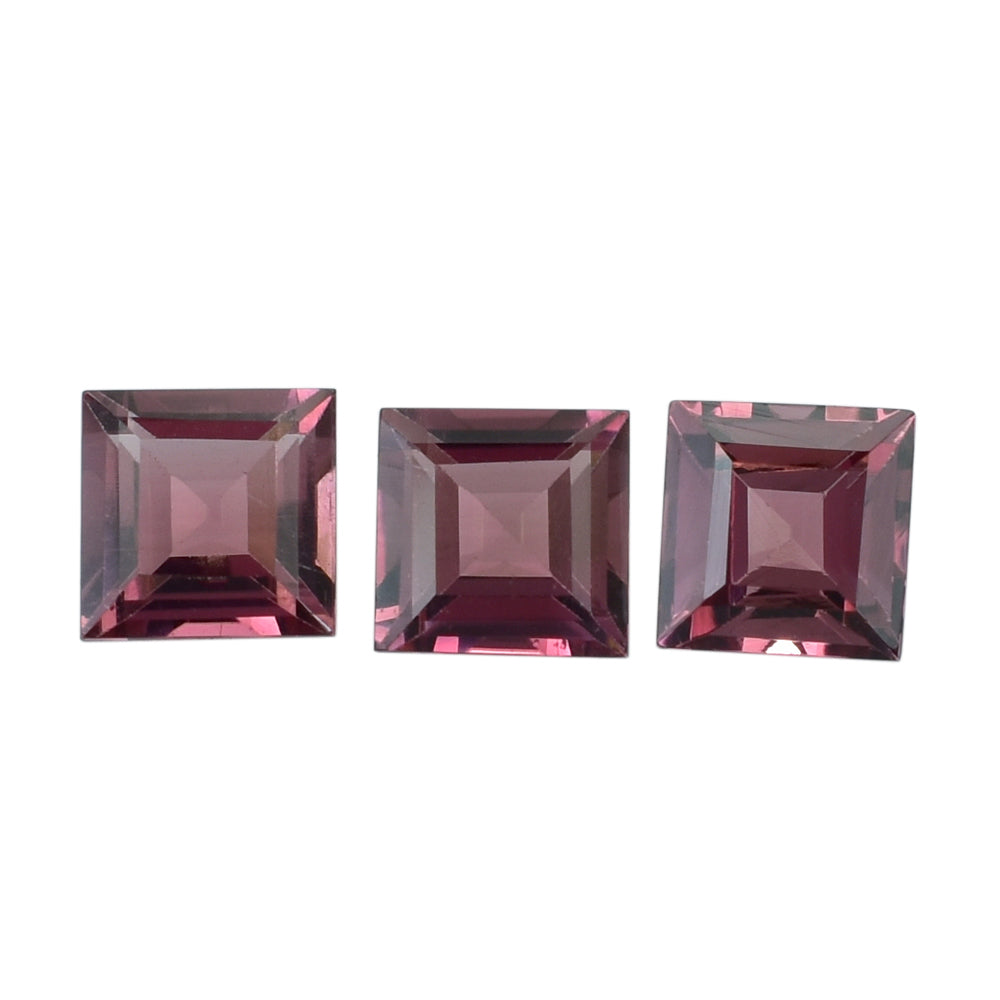 PINK TOURMALINE CUT SQUARE 4.50MM 0.58 Cts.