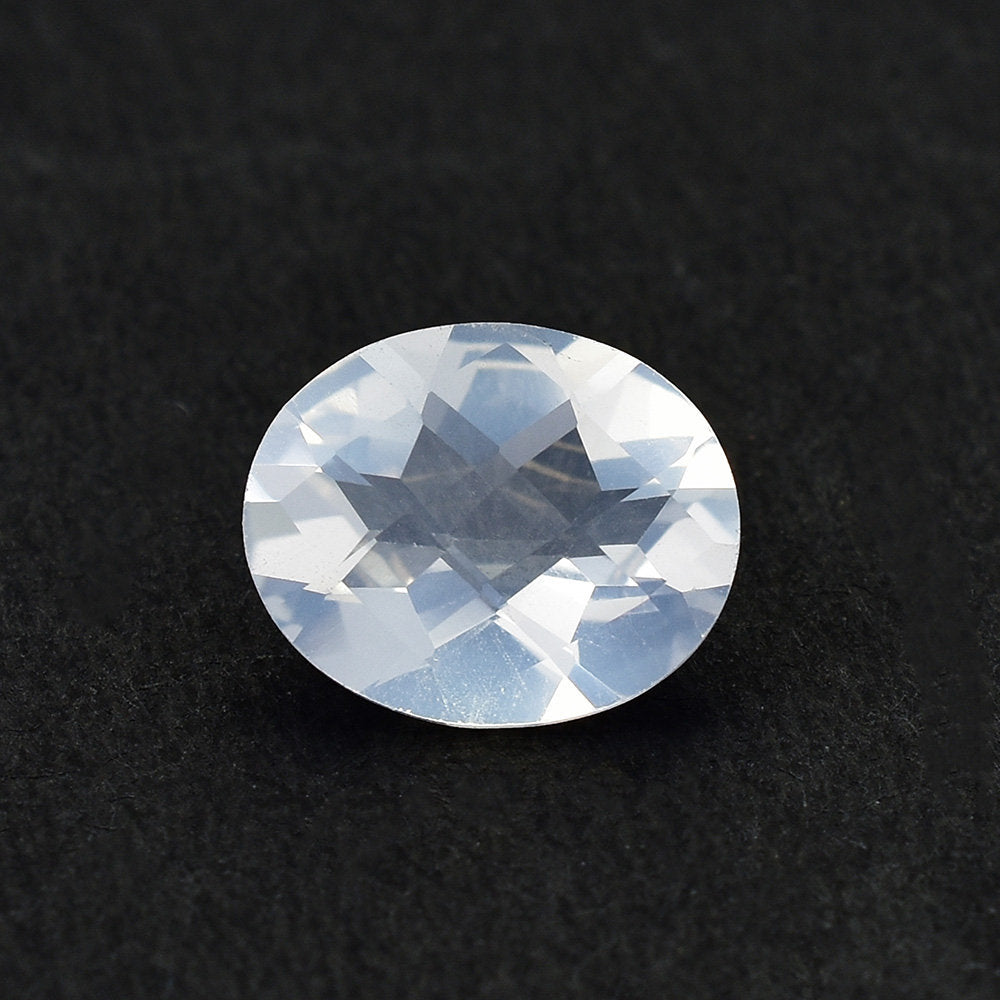 QUARTZ BLUE MOON CHECKER CUT (A/CLEAN) OVAL 12.00X10.00 MM 3.79 Cts.